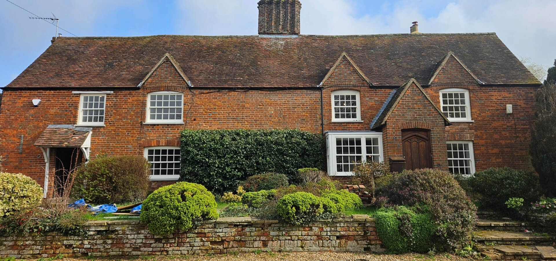 House with heritage windows from Hadham Group